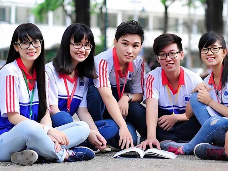 Thể hiện hình ảnh và bản sắc nhà trường